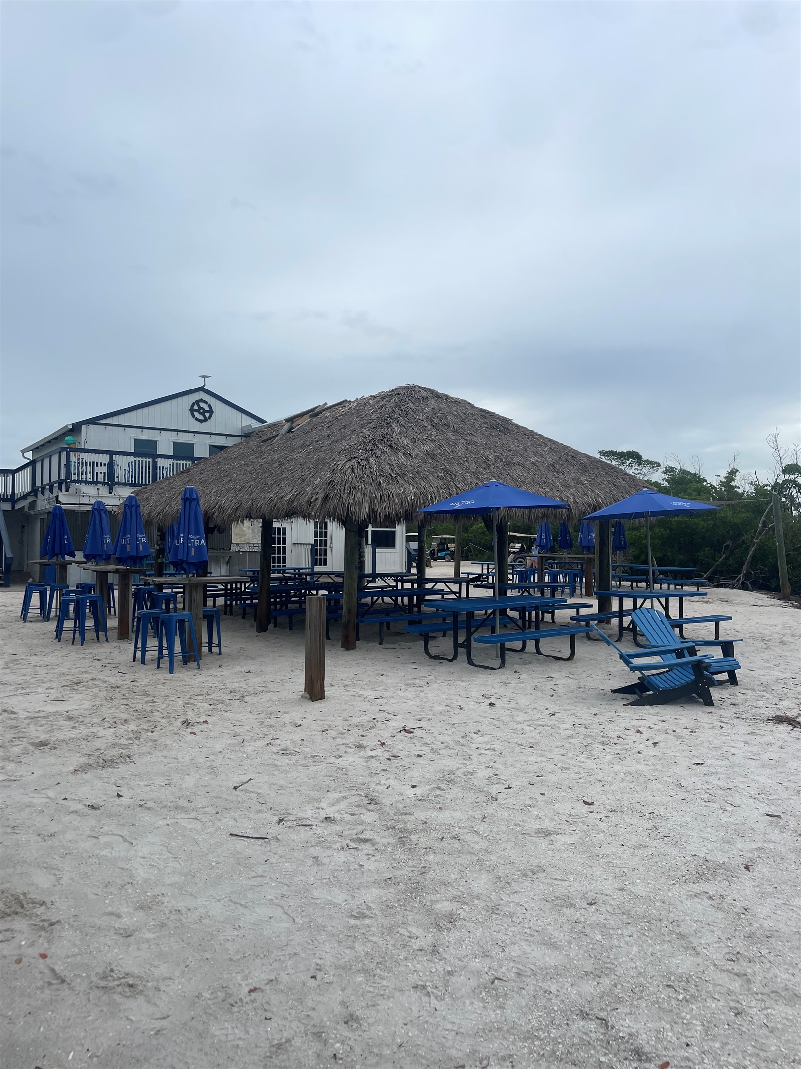 Mainstay bar and restaurant