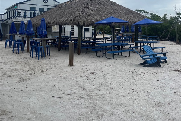 Mainstay bar and restaurant