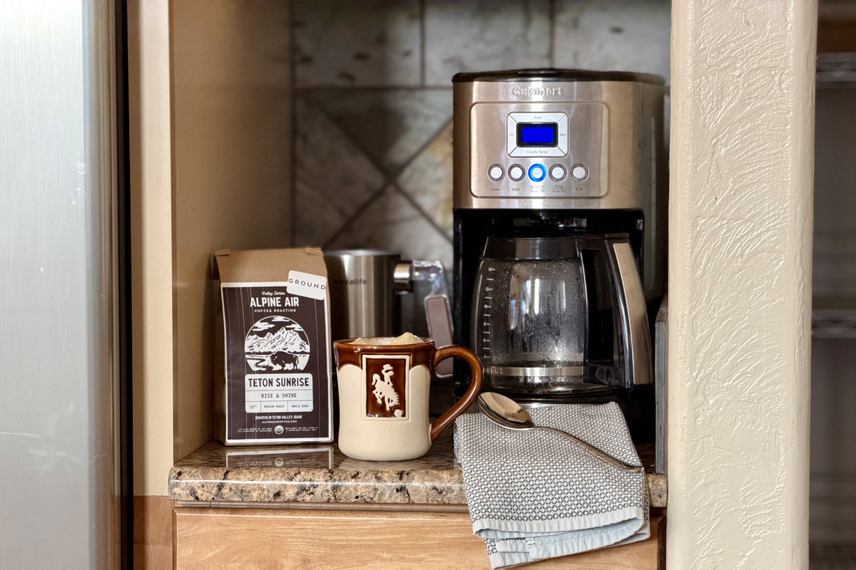 Morning ritual at Alpine Airspace...grind the beans, brew the coffee, froth the milk, walk to the window with your warm cup in hand. The morning light is waking up the mountains, and new adventures are on the horizon.