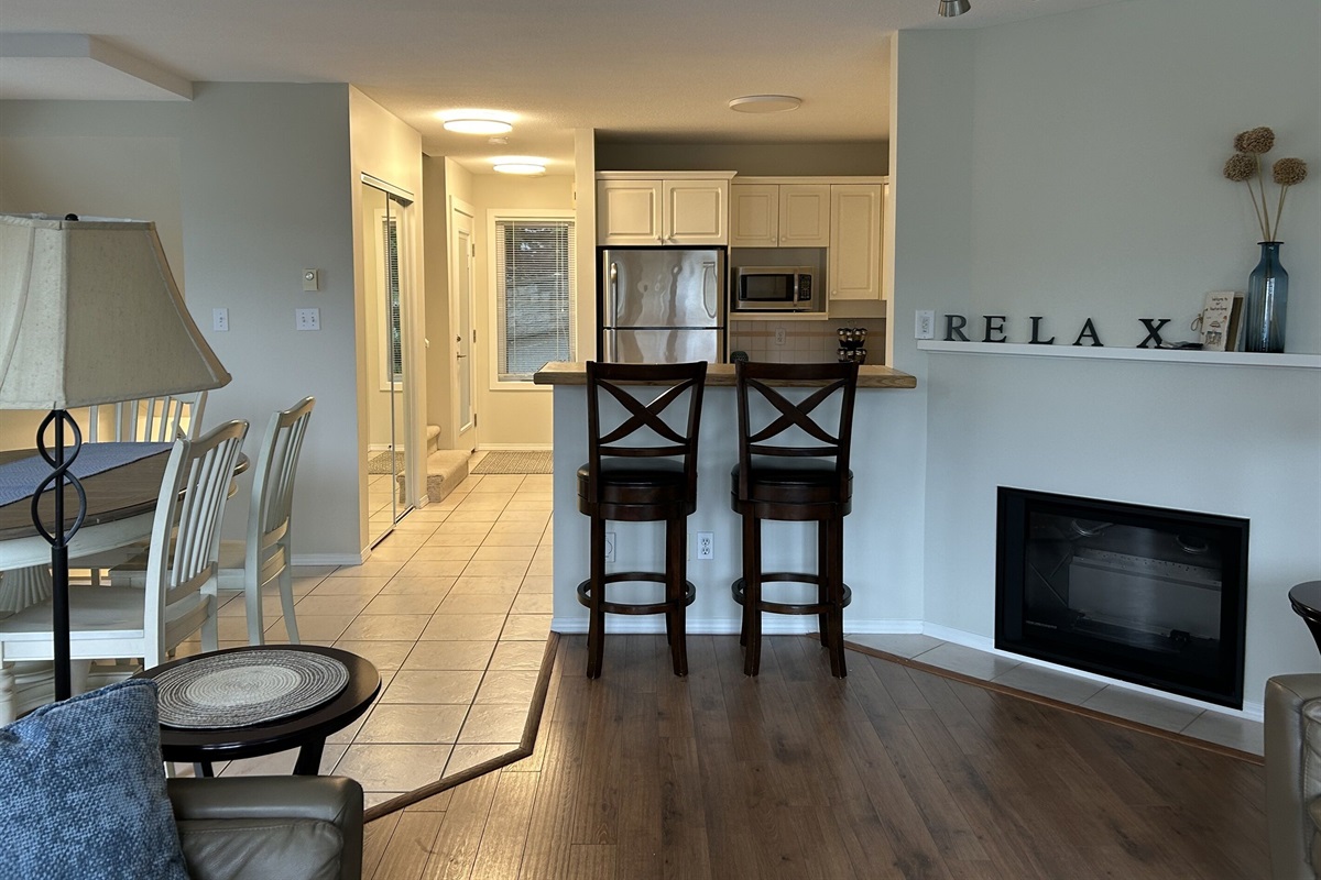 Spacious and freshly painted