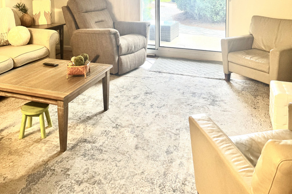 Ultra Comfort + Cozy!  40 Steps to the Beach! Spacious Coffee table perfect for games, puzzles or dining. 