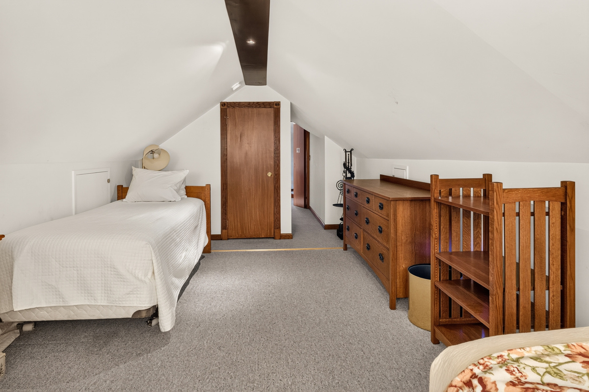 Main house- 2nd floor bedroom