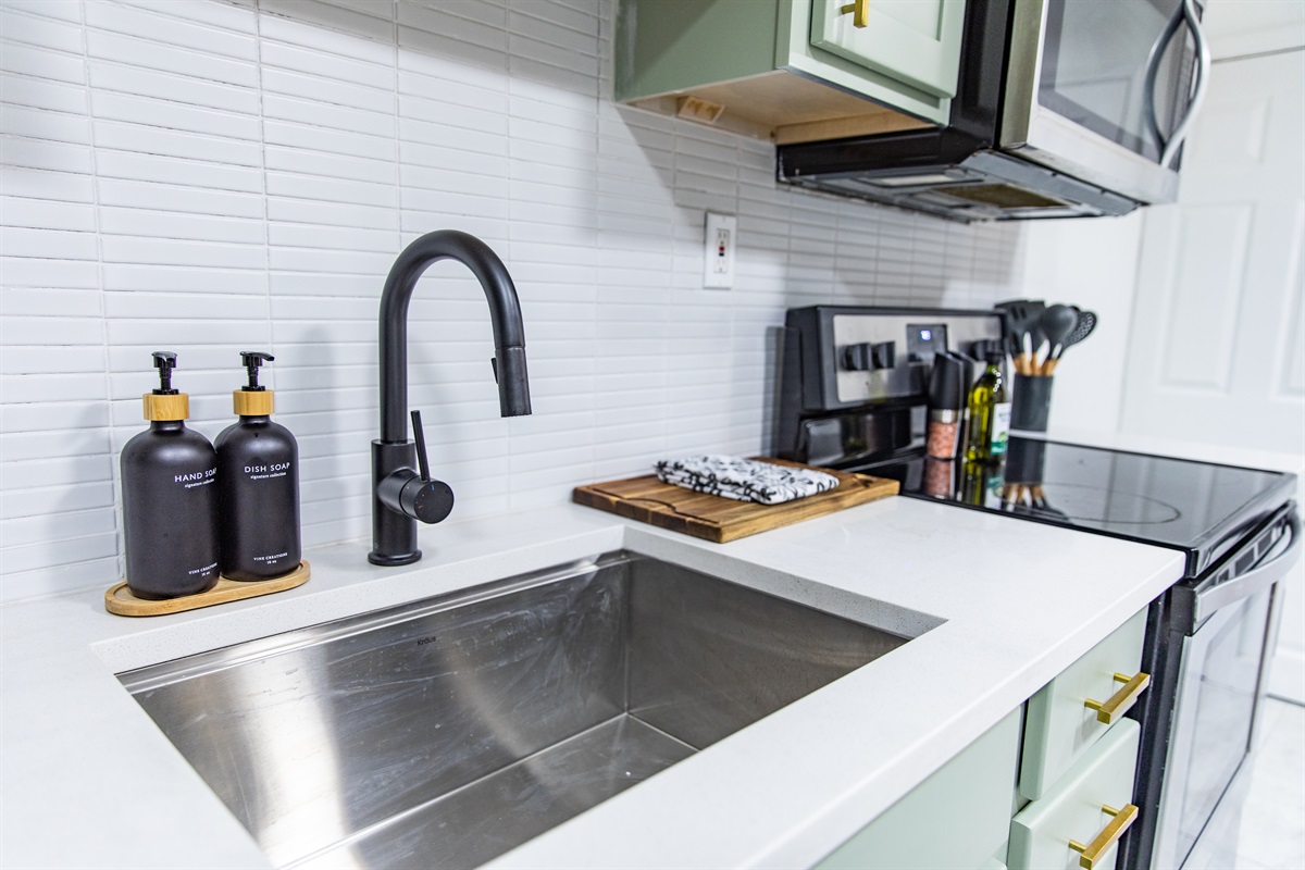 Kitchen sink