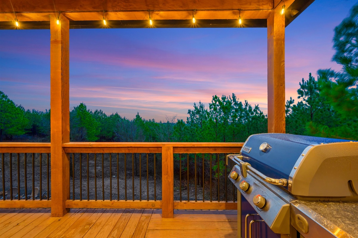 Propane grill. Propane provided for guest.
