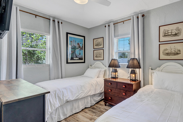 3rd bedroom with plush twin beds- all cotton linens