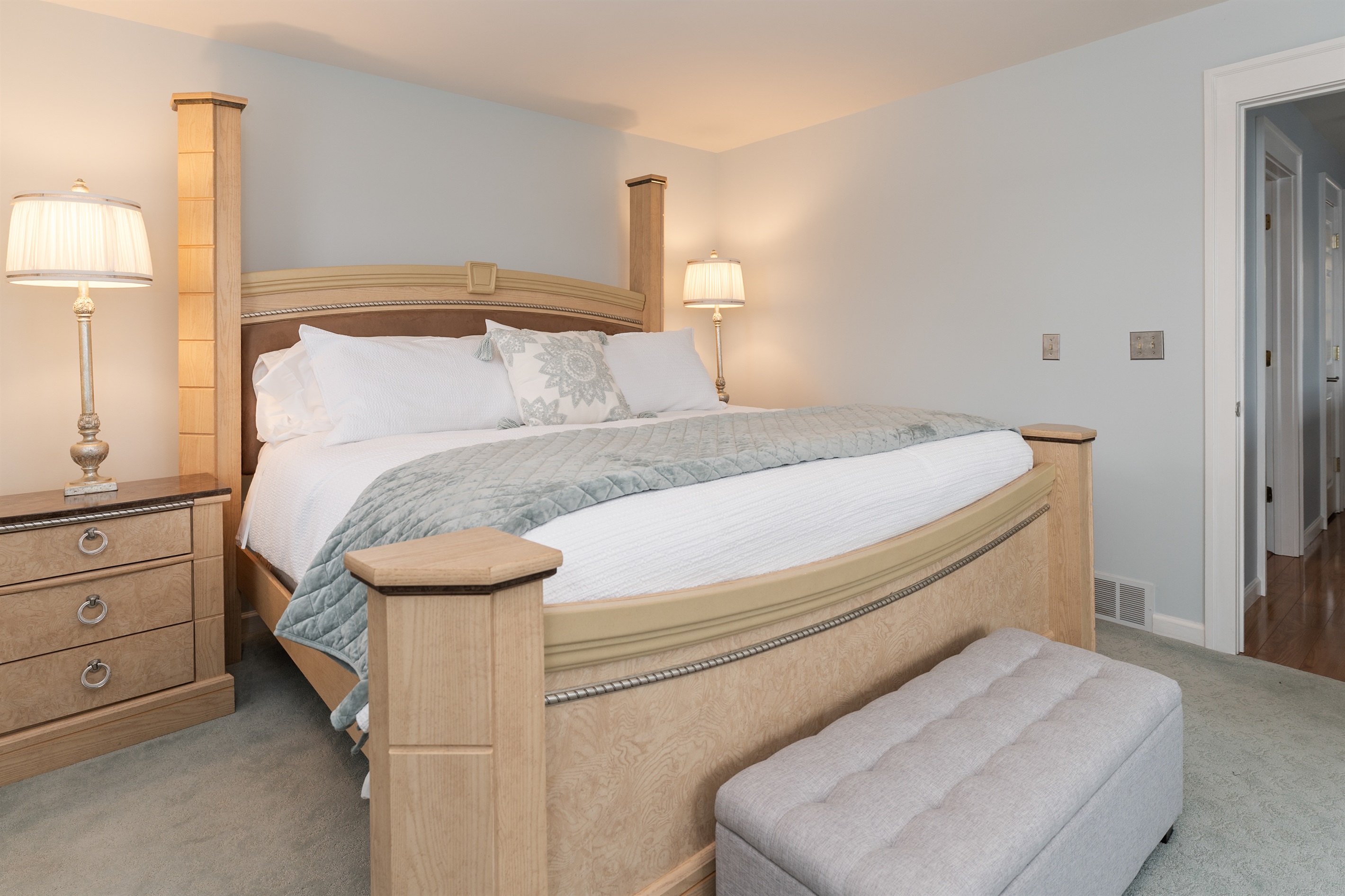 Cozy and spacious King Master bedroom-upstairs