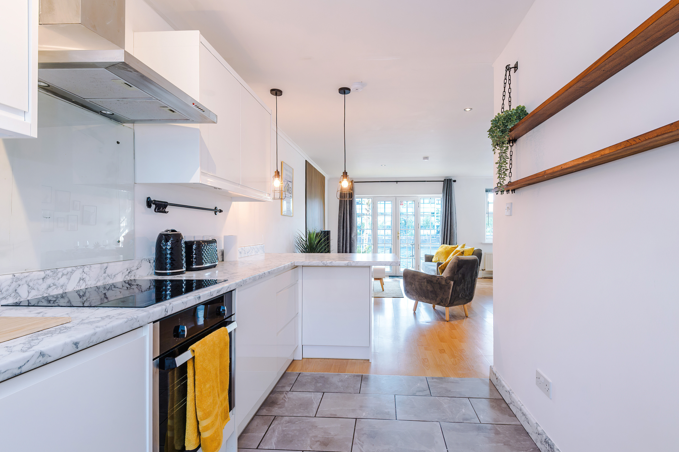 Spacious fully equipped kitchen with Washer - Dryer & Dishwasher