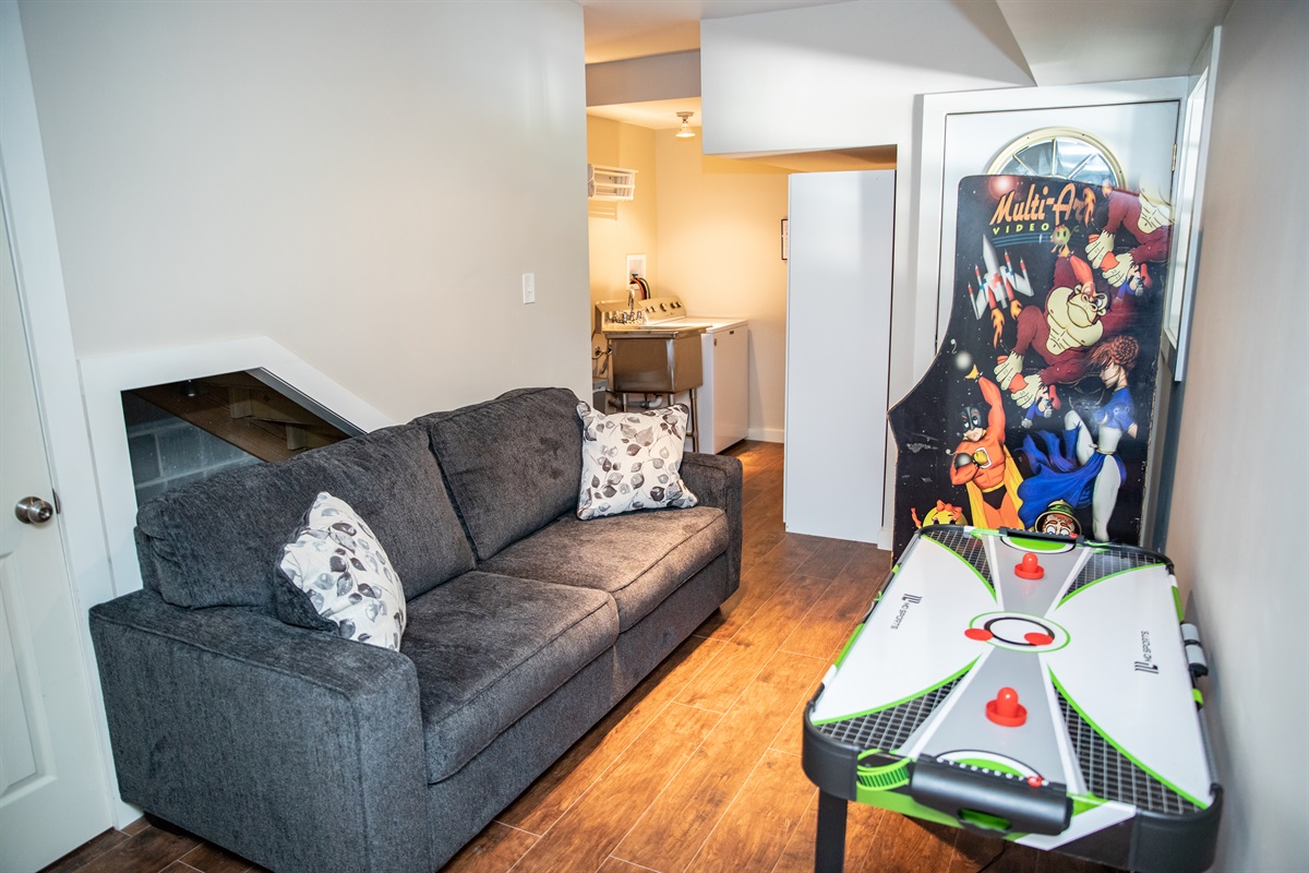 Gameroom Area (Downstairs)