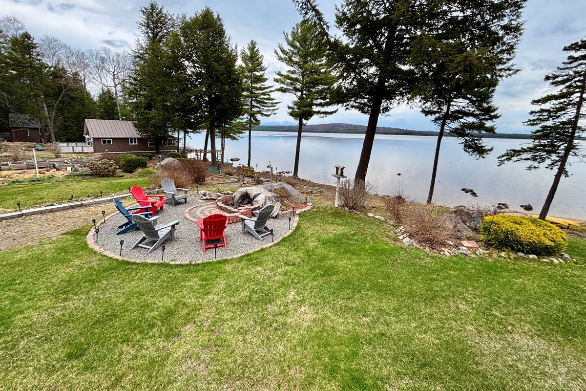 Fire pit area overlooking the lake