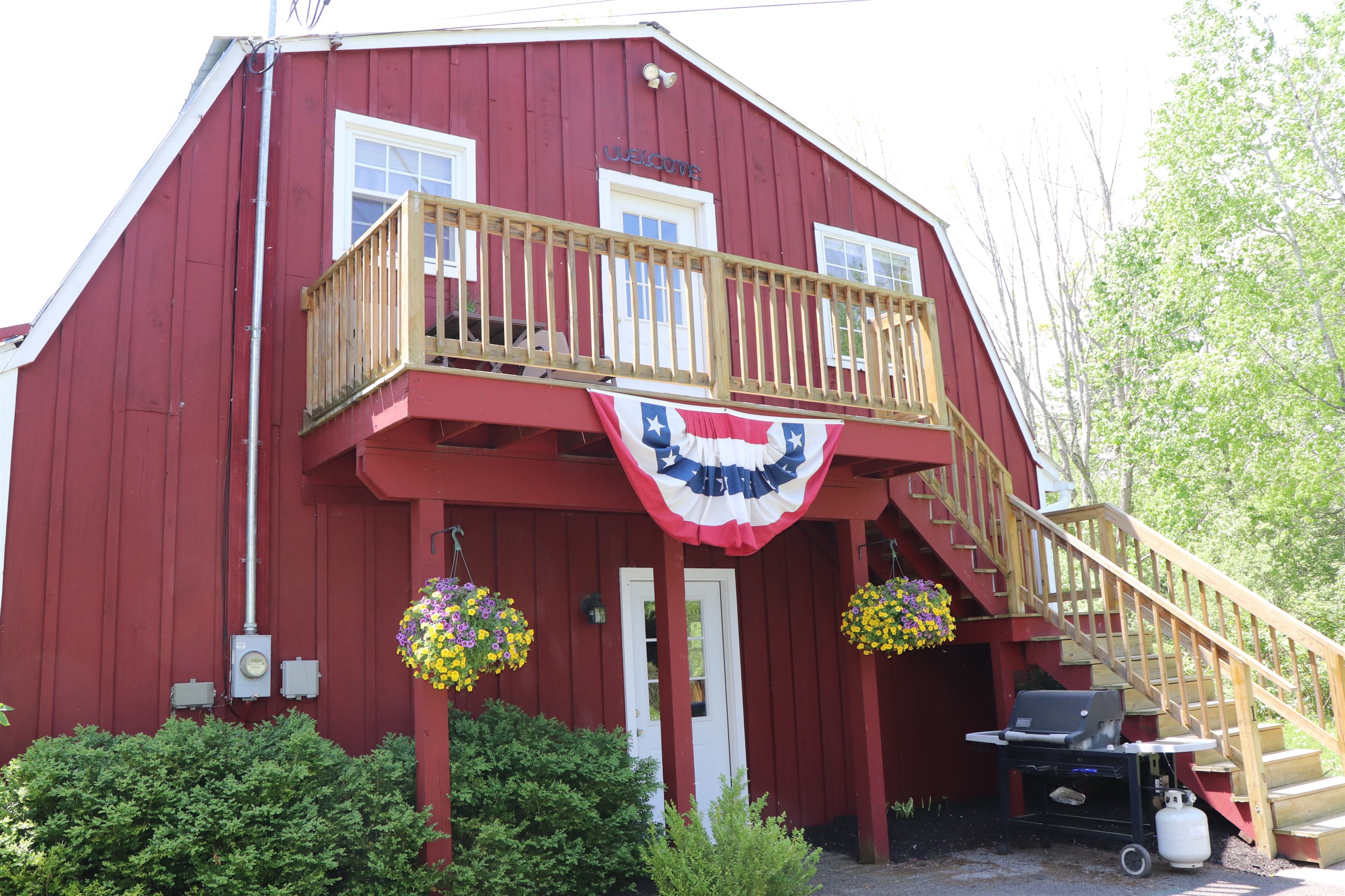 Breezy Acres Farm Exterior