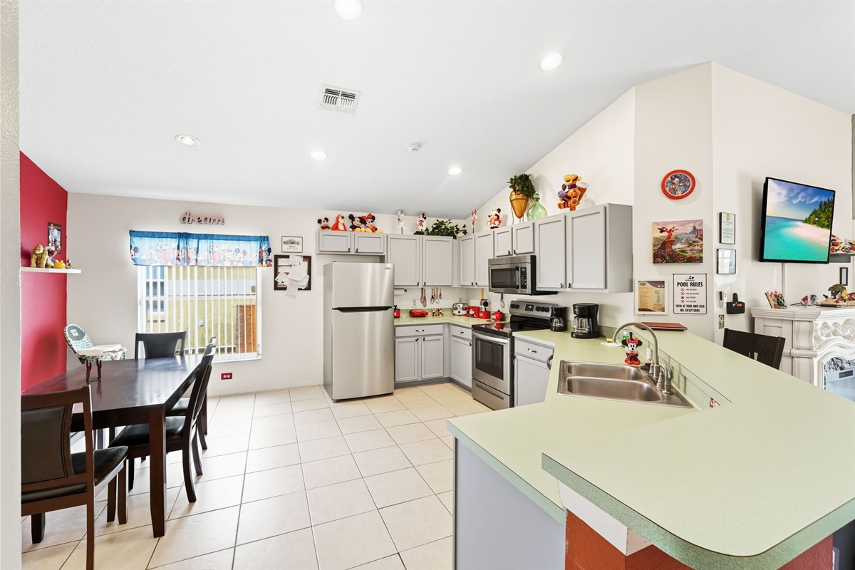 Full Stocked Kitchen