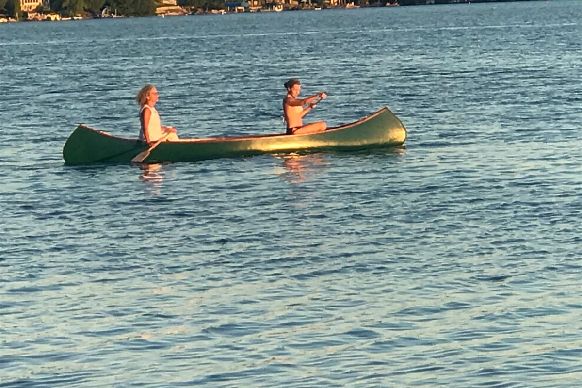 Vintage canoe available to enjoy on the lake.