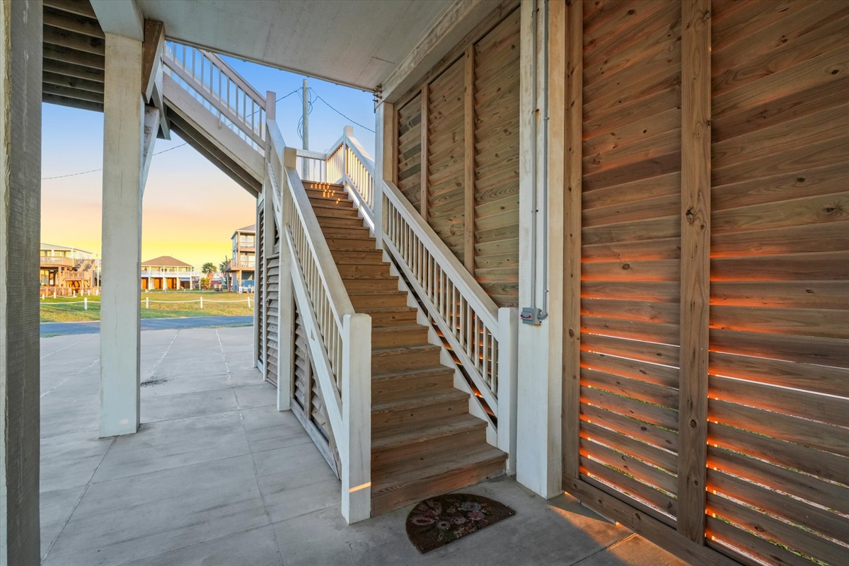 fa406c22eb68494bacd6400eacdc02e9 Large | Beachhouse | Texas | TX | Vacation Homes | Galveston | Crystal Beach | Kokomo | Breezy Days | Beachfront Elegance | Sunrise Serenity | Southern Sands Property Management, LLC