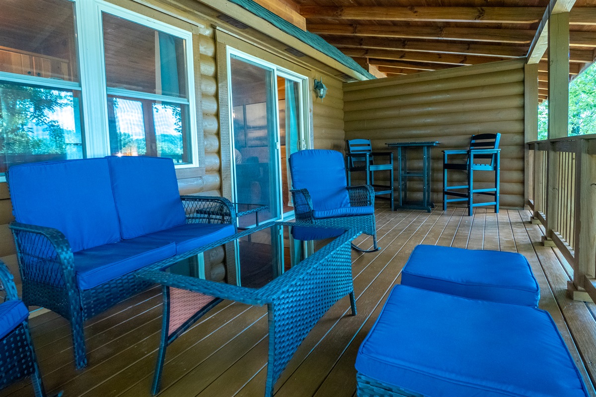 Sip your coffee or enjoy an evening drink on the spacious covered back deck, surrounded by the tranquility of the mountains.
