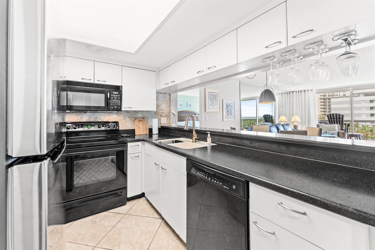 Well stocked Kitchen, everything you need.