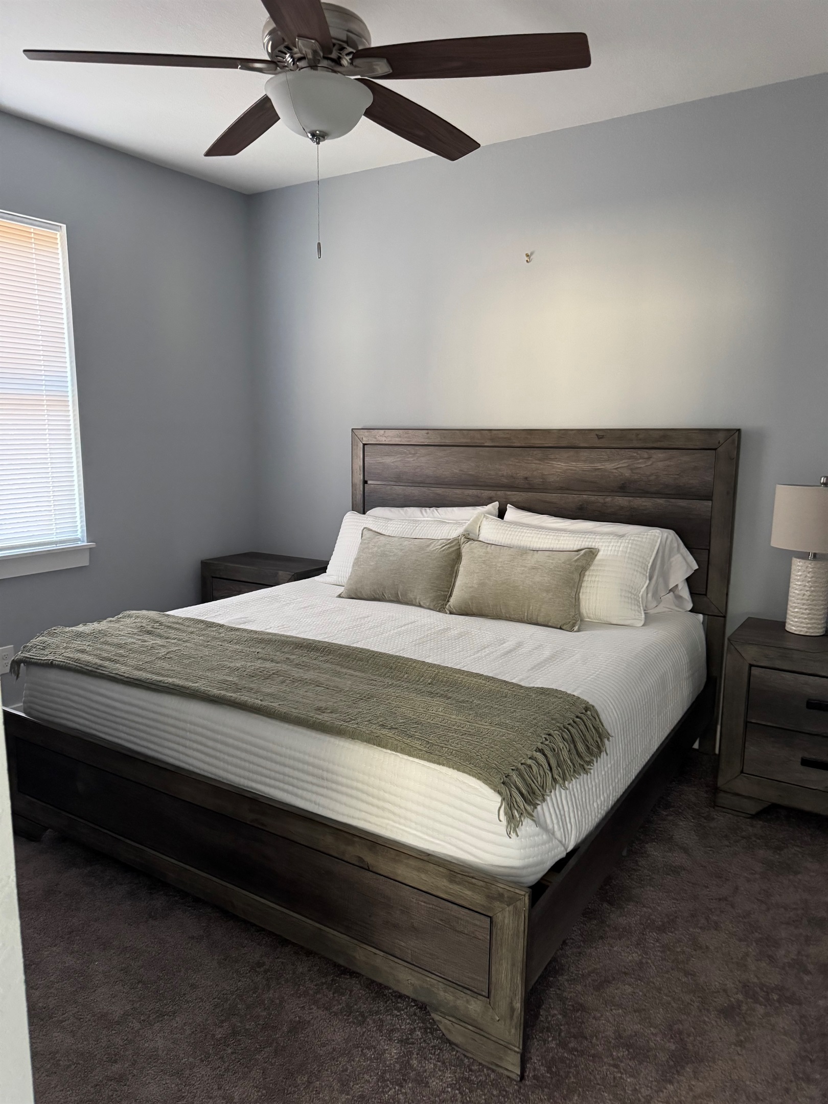 King bedroom, ceiling fan, private bath. Main level