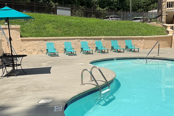 After a morning hike, cool off from the summer heat in the wonderful pool or just relax poolside in the lounge chairs.  

The pool is open from Memorial Day weekend until mid October.  It is heated for those cool days and late season swims.