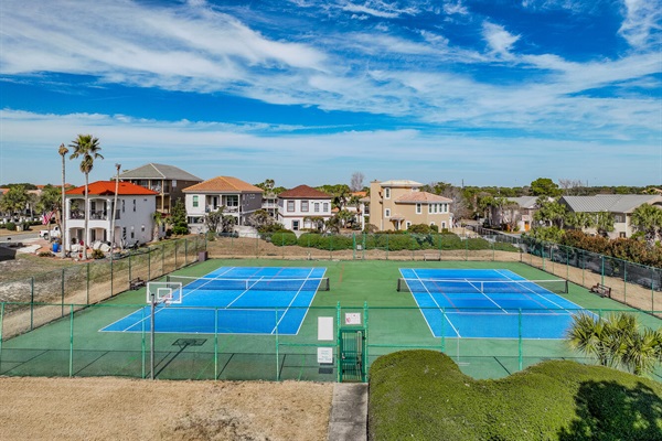 Tennis/Pickle Ball/Basketball