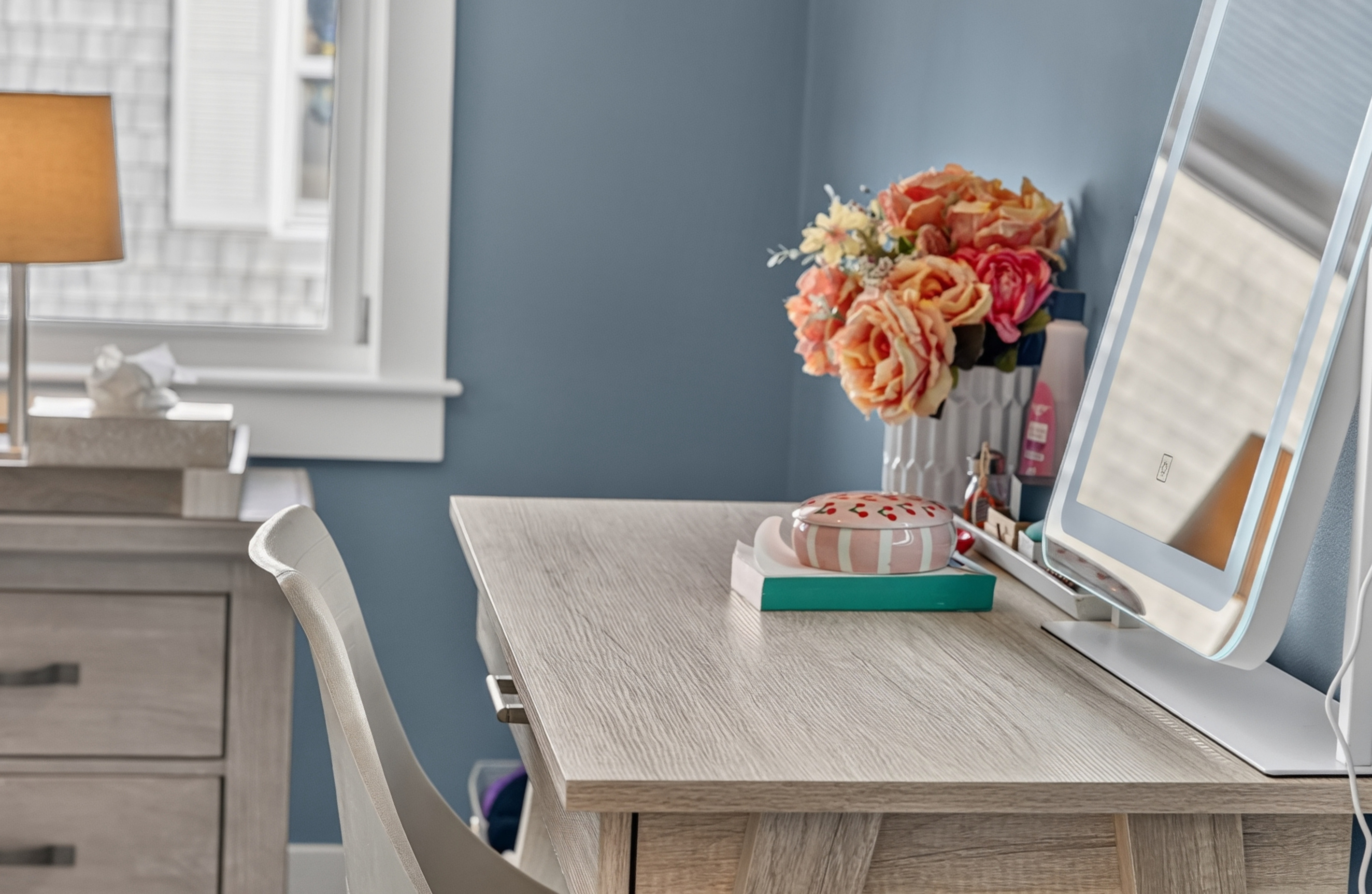 A thoughtfully designed nook, ideal for catching up on work or planning your next adventure.
