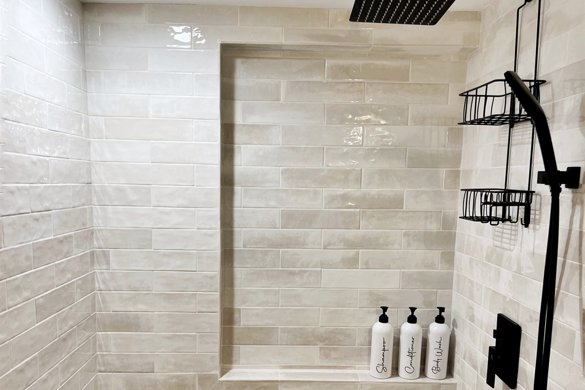 Is this the shower from a high end hotel? Close, it's from Azure Vista Estate, your next vacation rental in paradise.