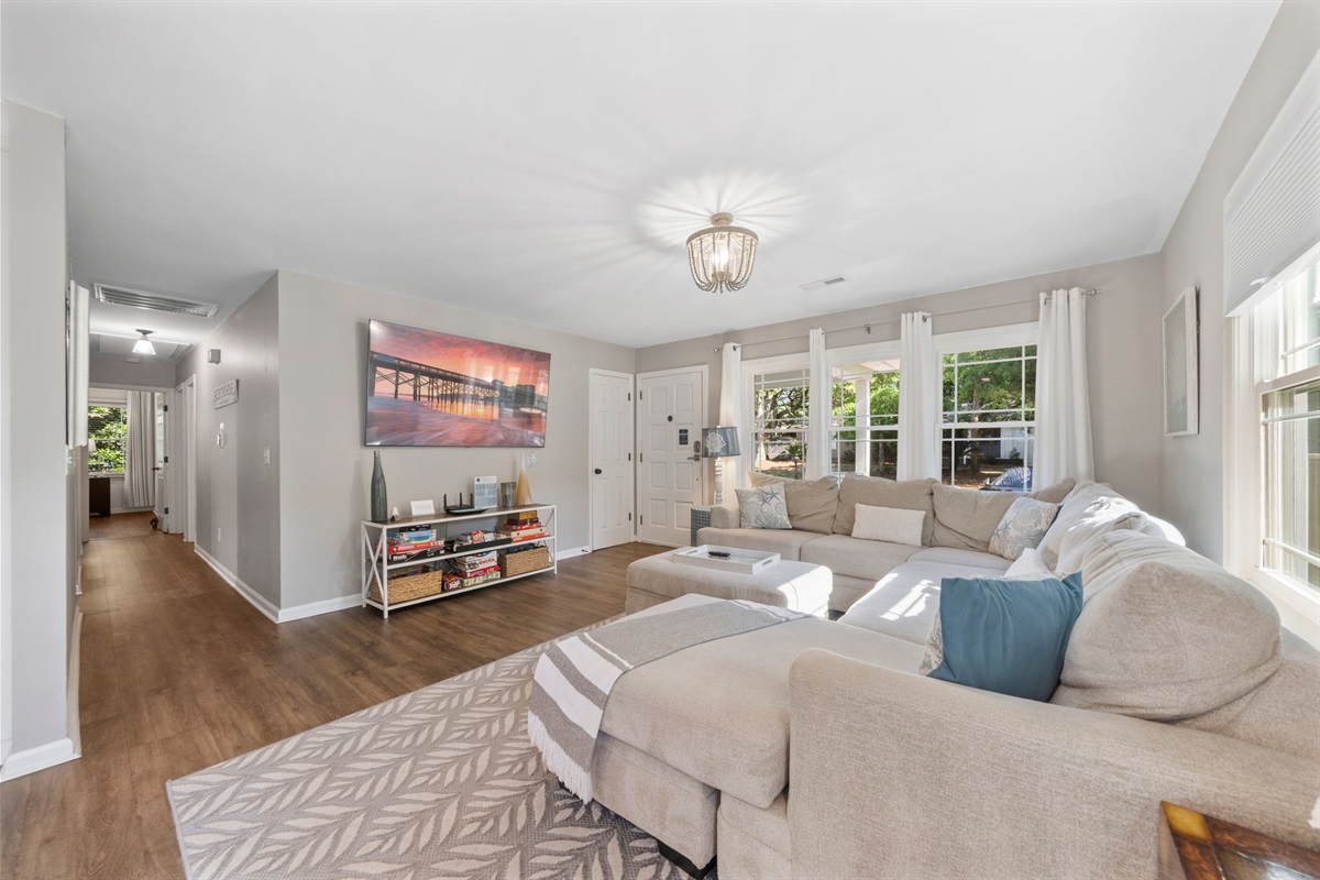 Living Room | IOP Escapes Beach Blessing | 3705 Hartnett Blvd, Isle of Palms, SC