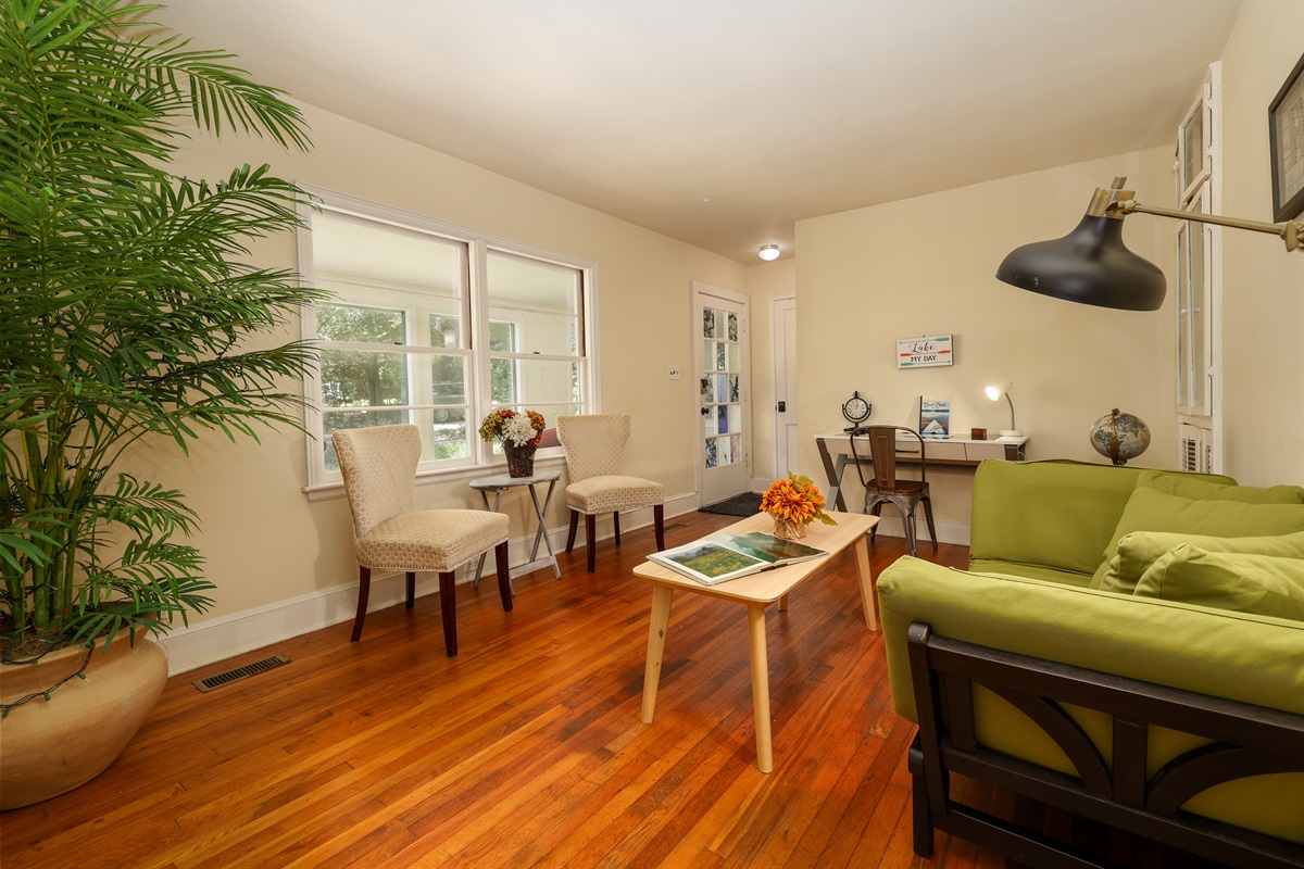 Front Living Room/Sitting Room