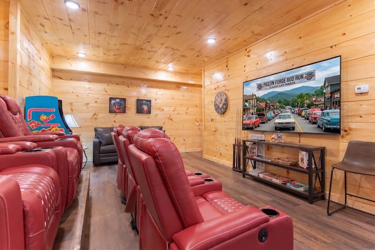 Board Games and Family Entertainment &ndash; Whispering Woods Pigeon Forge