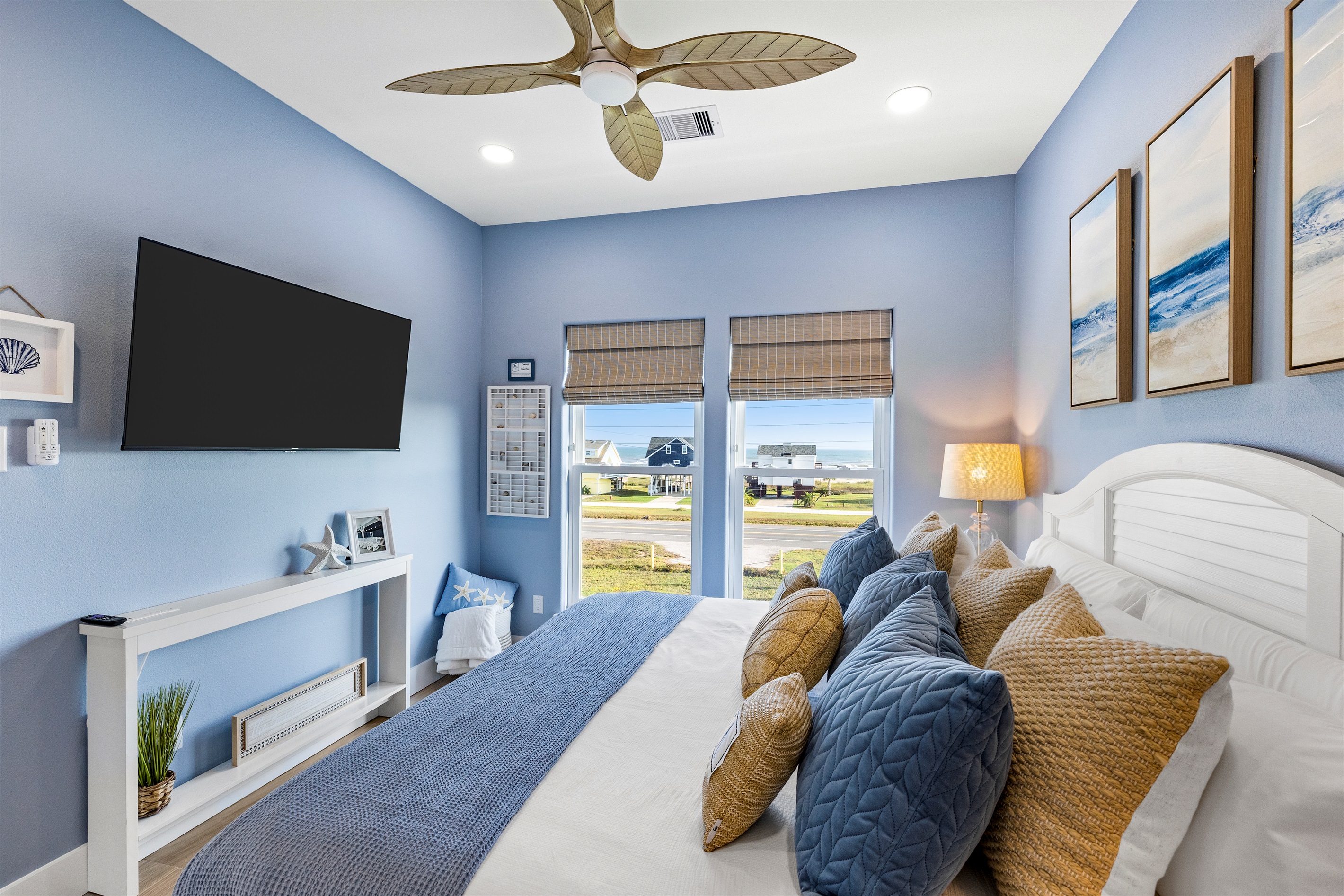 Lie in bed and enjoy the ocean waves AND the 50 inch tv in the Murdoch Primary Suite.