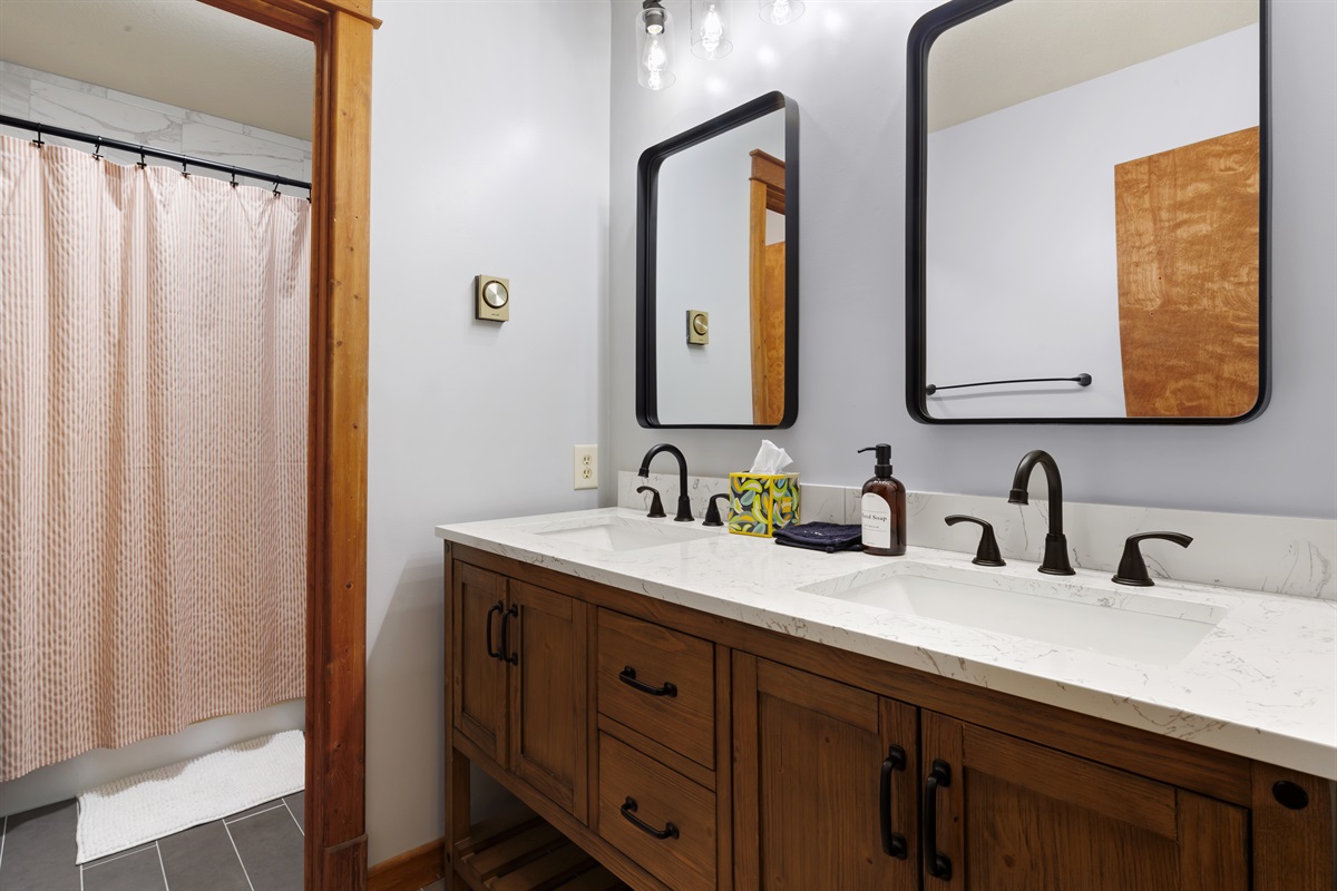 3rd Level Full Bath