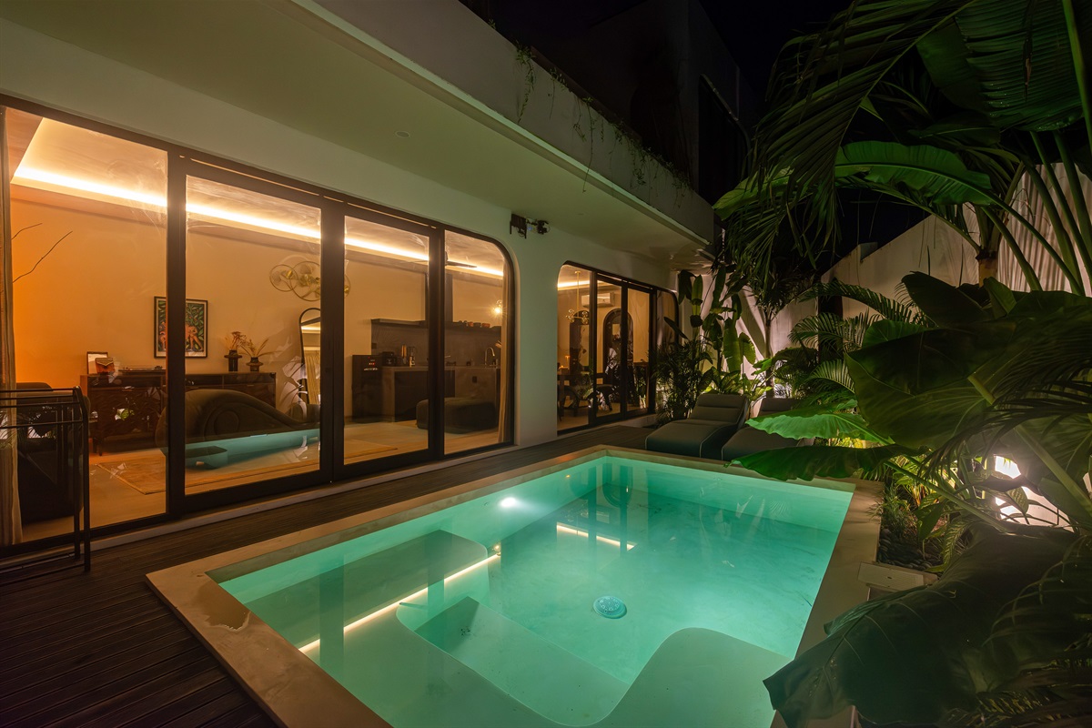 Pool area