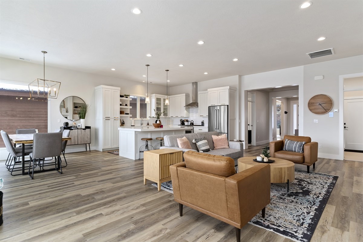 Open and airy layout that keeps everyone connected while still feeling spacious.