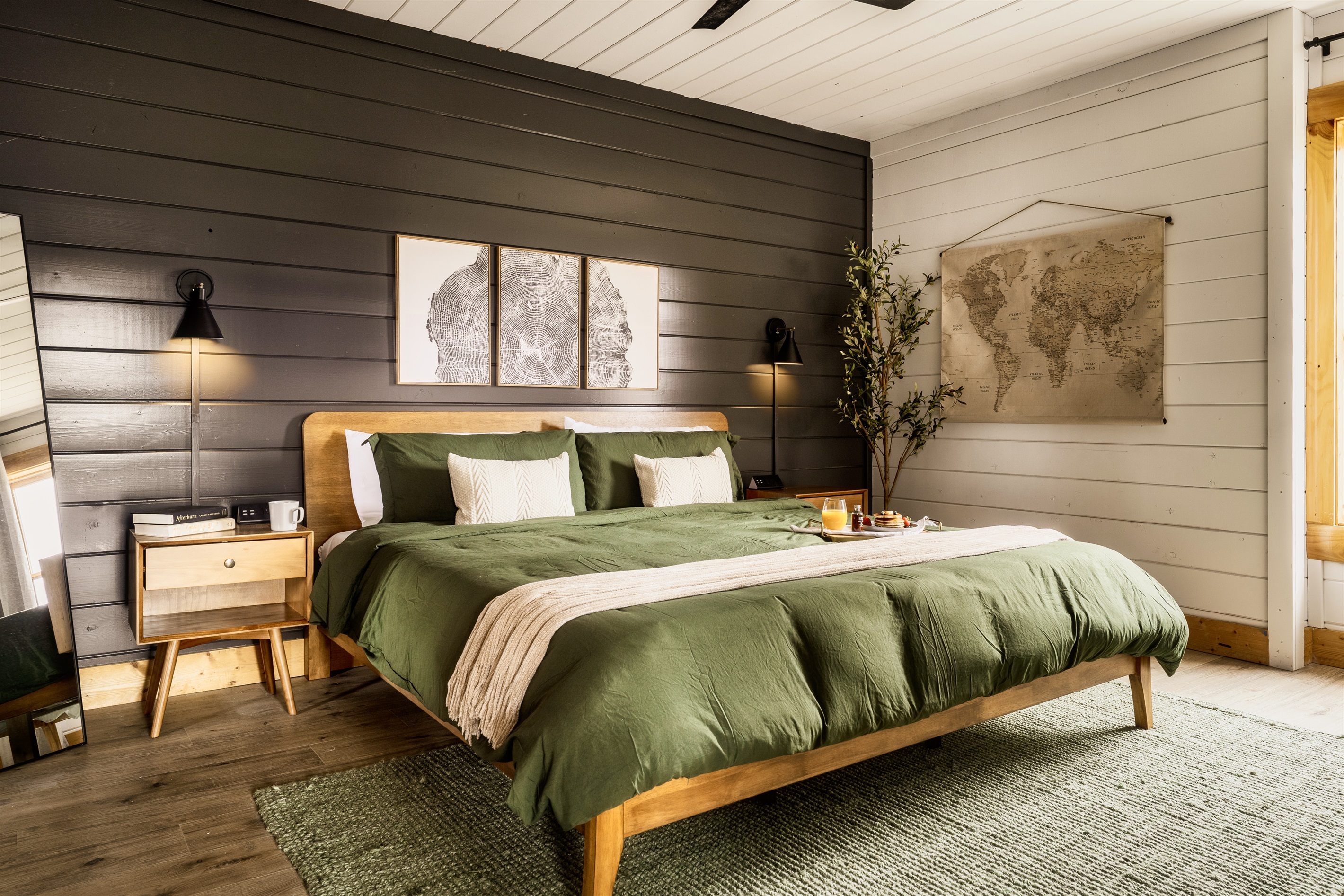 Sink into the warmth of our king bed and let your worries drift away. Your cozy retreat awaits!