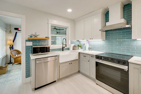 Fully equipped kitchen