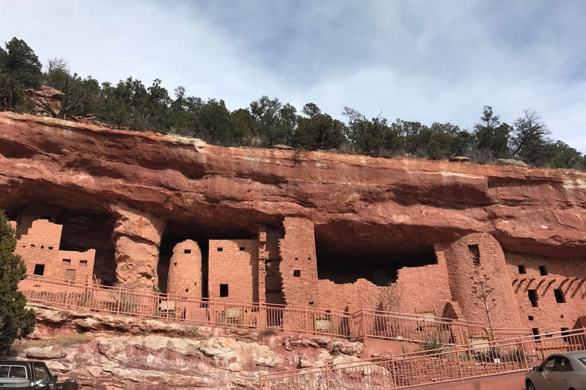 The Manitou Cliff Dwellings
