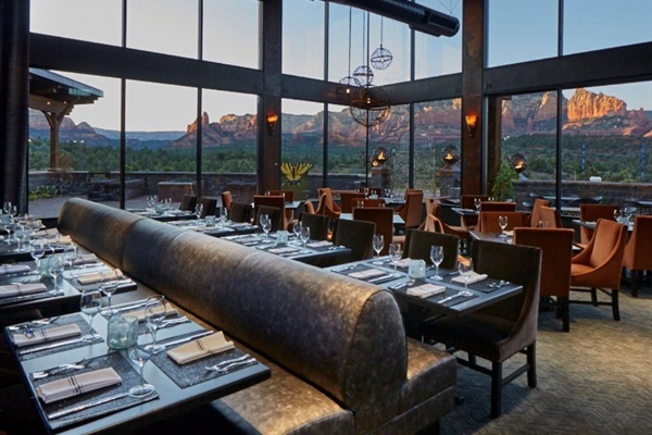 Mariposa Latin Inspired Grill- Famous for its panoramic red rock views.