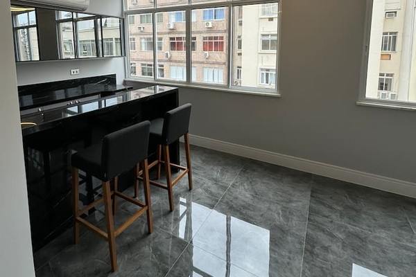 Wet bar!