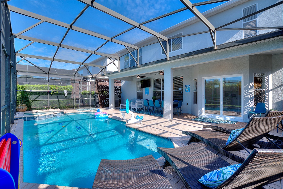 South Facing pool with all day sun and no rear neighbors!