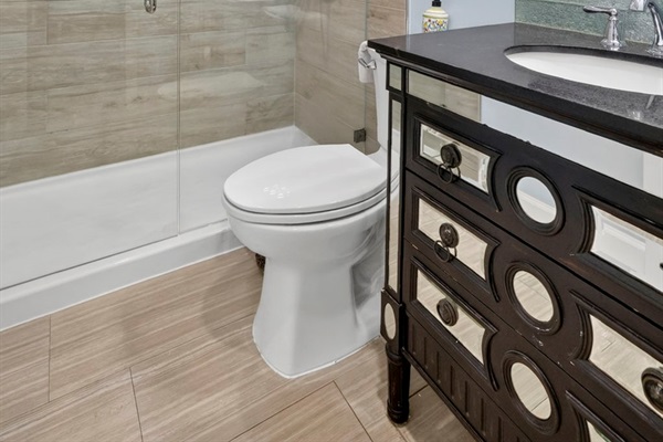 232 Bath 2