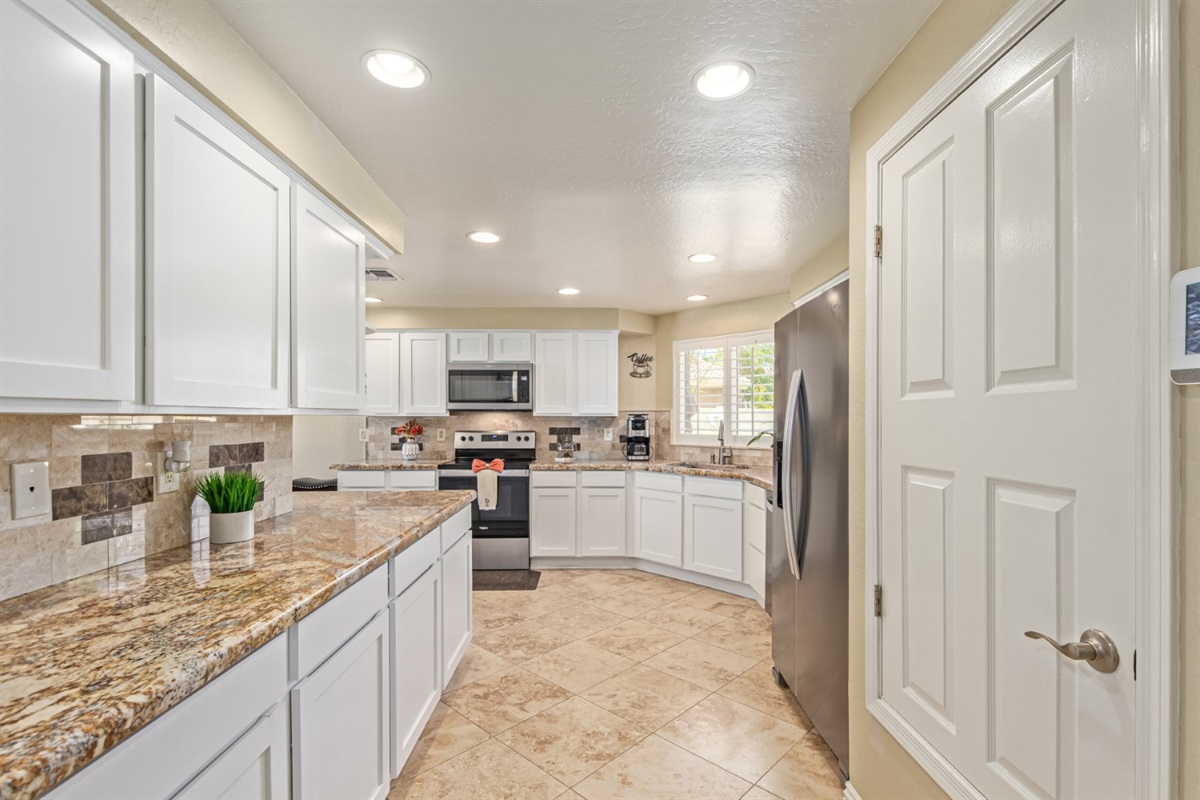 Kitchen Counters and Prep Area