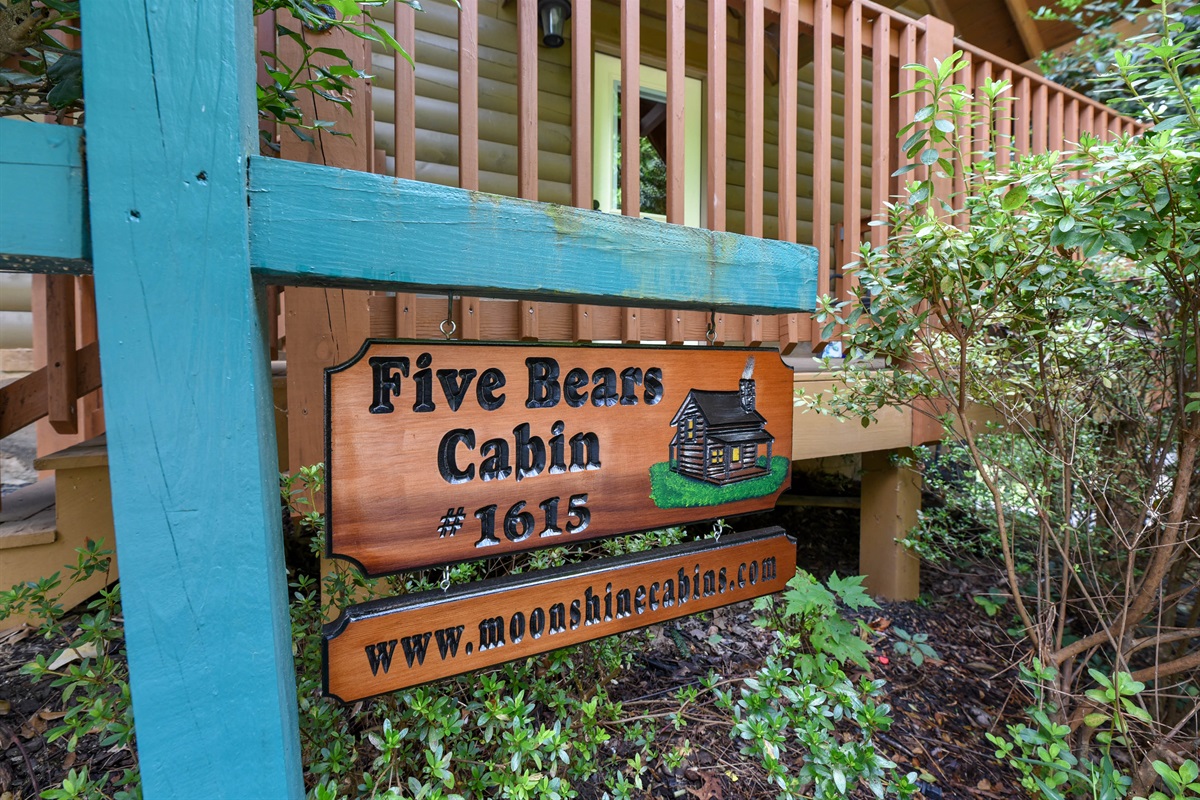 Five Bears welcome sign