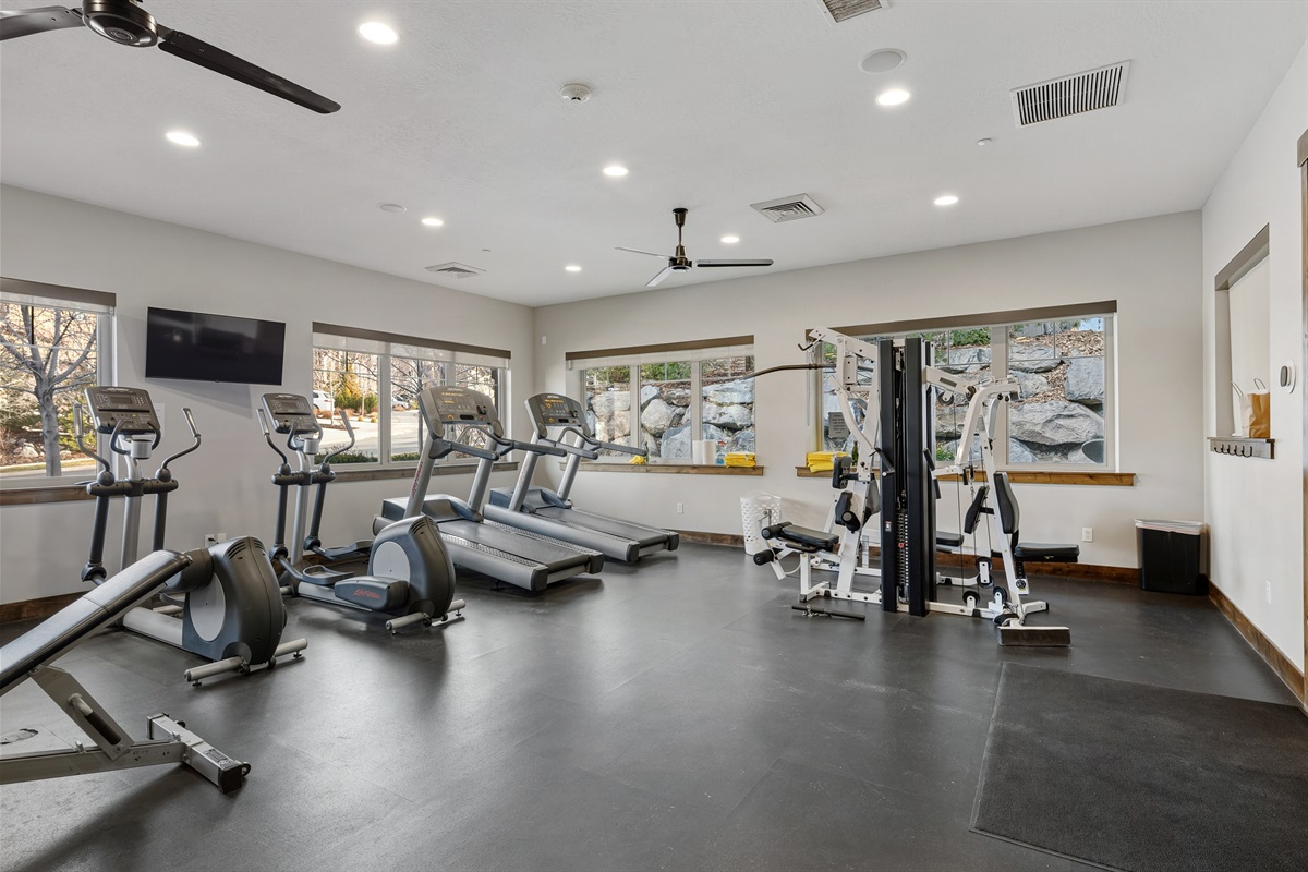 Community Amenities - Clubhouse Fitness Center