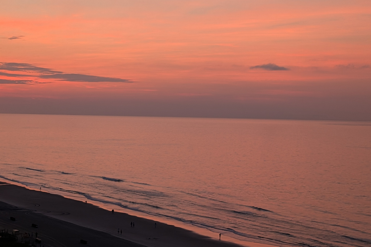 Beach sunrise worth waking up early for