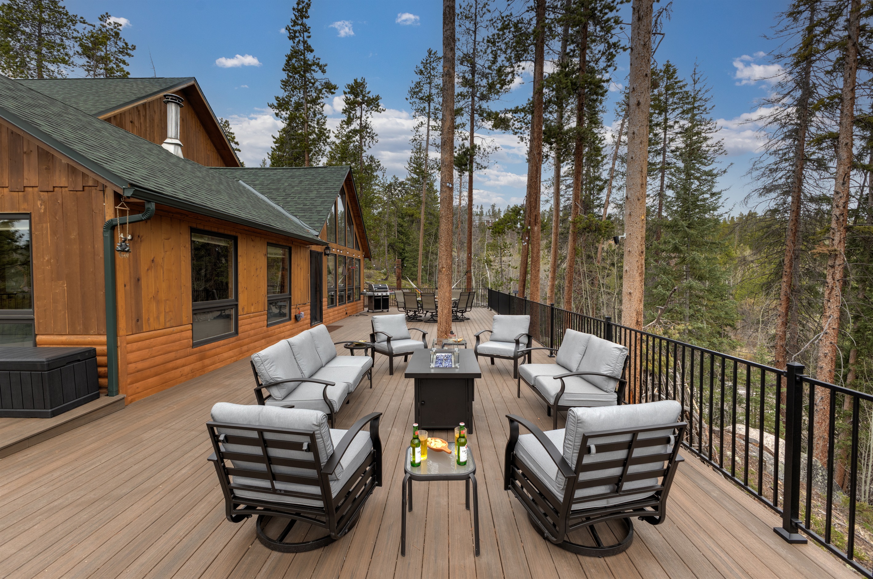 Patio Seating | Outdoor Firepit