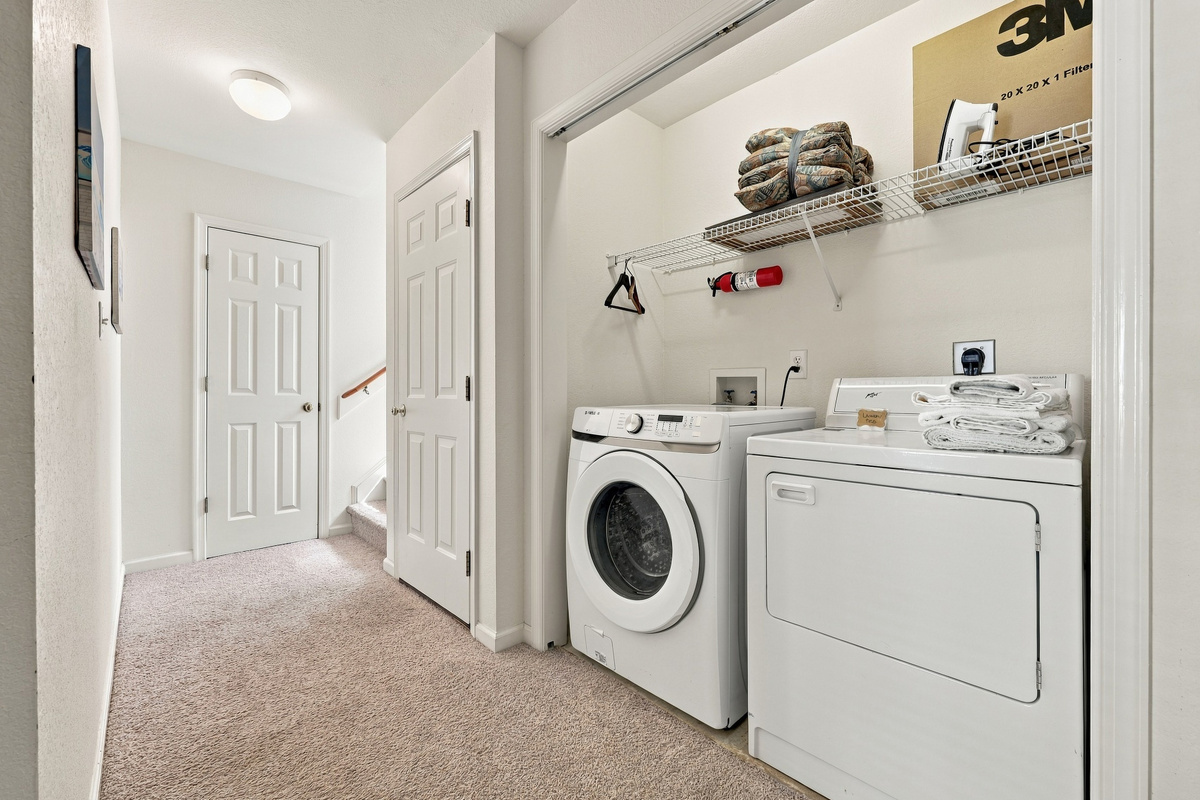 Laundry made easy with a full-size washer and dryer, so you can pack light.