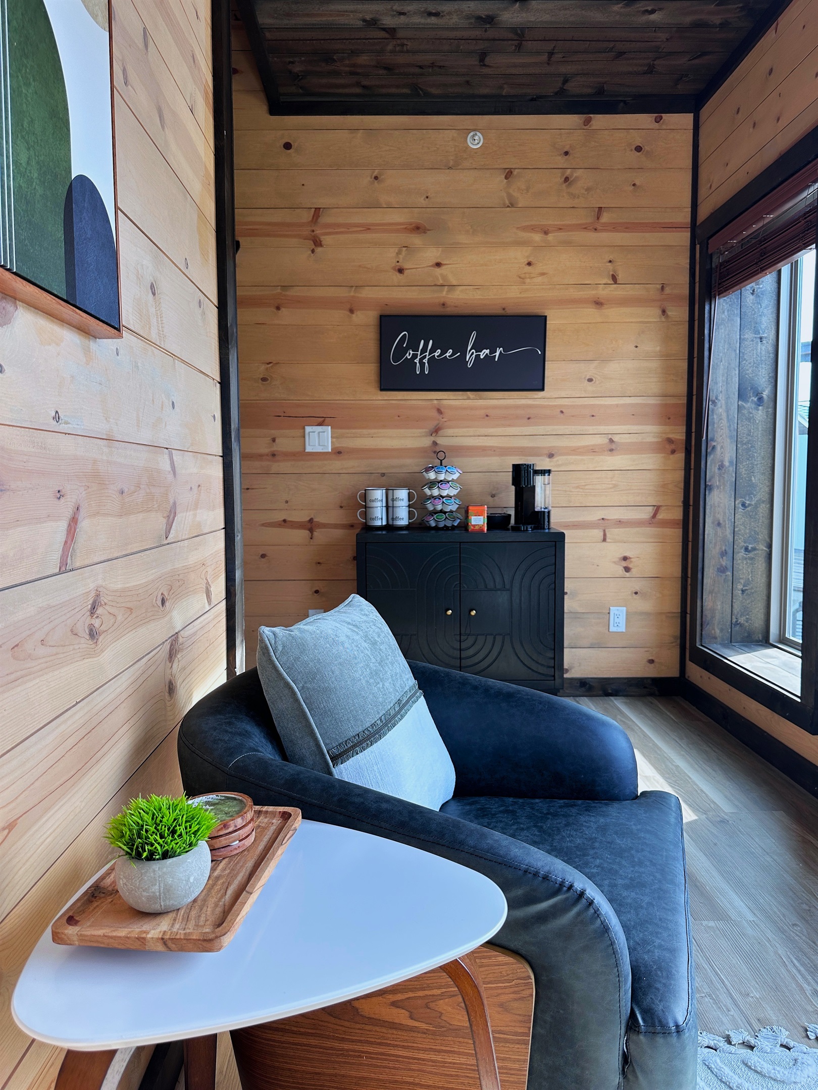 Floor 3: Coffee Bar