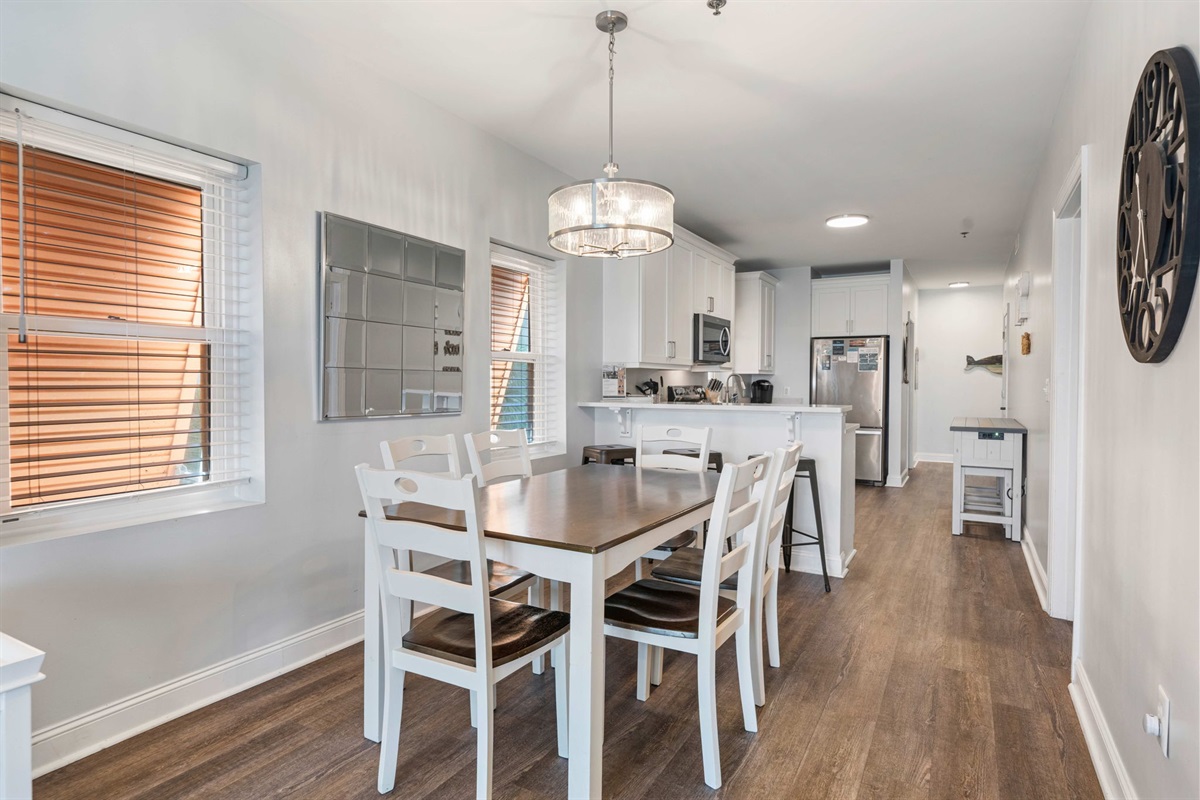 Dining Room | Beach Breeze | Oceanview 202 | 1116 Ocean Blvd, Isle of Palms, SC | IOP Escapes