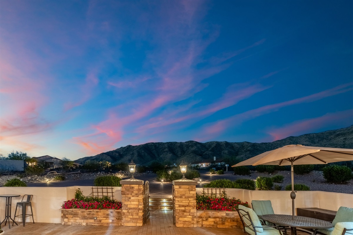 Sunset serenity from above—your front-row seat to nature’s nightly show.