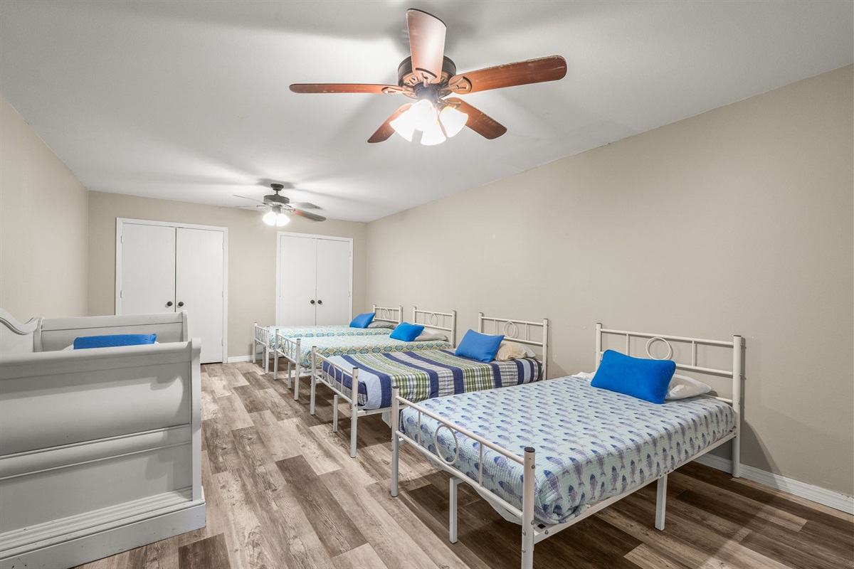 Bunk room in basement. 5 twin beds.