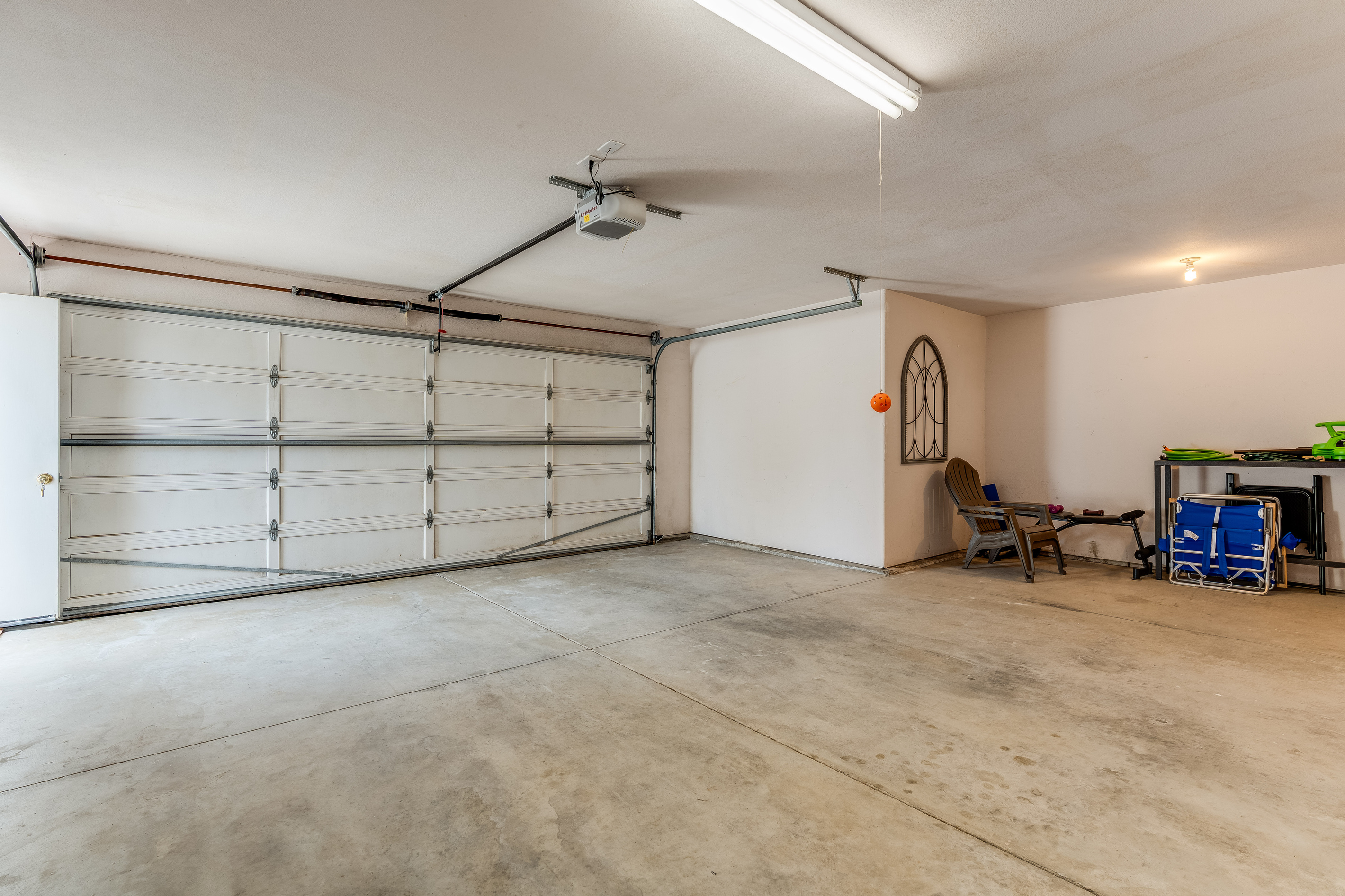 Double car garage