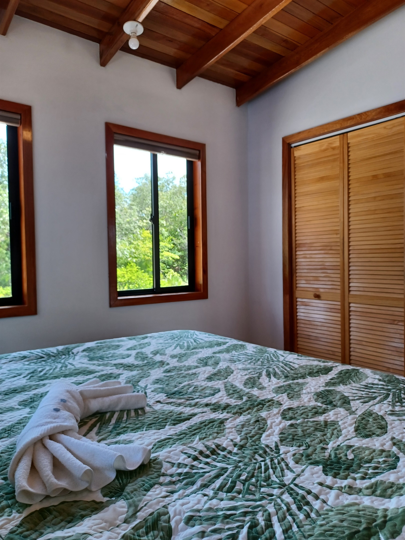 Starfish bedroom wardrobe